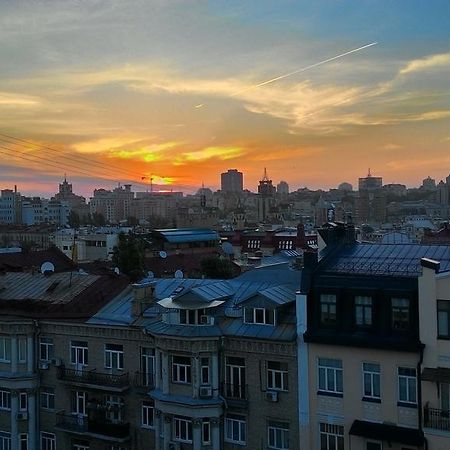 Mansard Apartment Antonovicha 4 Κίεβο Εξωτερικό φωτογραφία