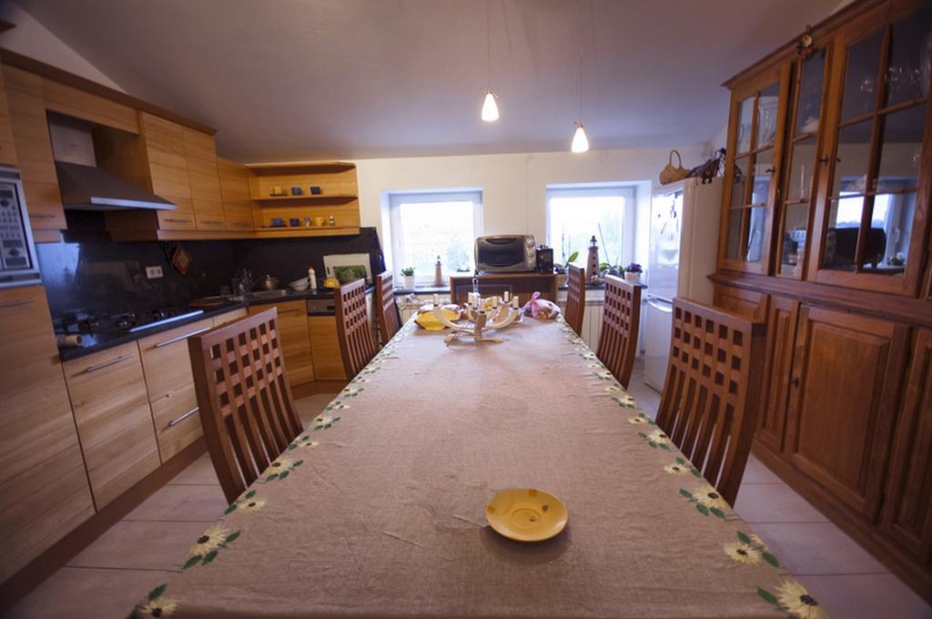 Mansard Apartment Antonovicha 4 Κίεβο Εξωτερικό φωτογραφία