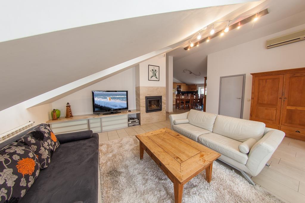 Mansard Apartment Antonovicha 4 Κίεβο Εξωτερικό φωτογραφία